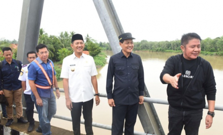 Gubernur Herman Deru Bergerak Cepat Atasi Jalan Terbengkalai Penghubung Muara Enim-Pali-Prabumulih - GenPI.co
