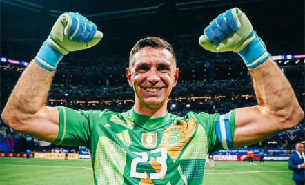 Jual Andre Onana, Manchester United Datangkan Emiliano Martinez - GenPI.co