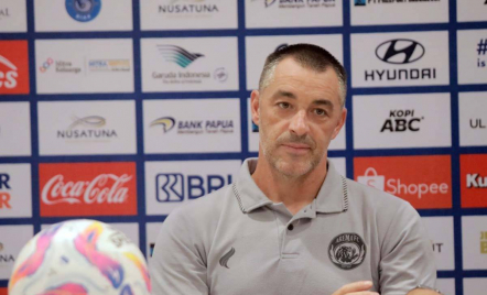 Ditekan PSBS dan Sempat Tertinggal, Mental Pemain Arema FC Dipuji Ze Gomes - GenPI.co