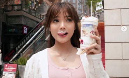 Fuji dan Verrell Bramasta Banjir Dukungan, Haji Faisal Ogah Bicara Jodoh - GenPI.co