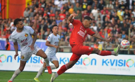 Arema FC vs Semen Padang, Kabau Sirah Kerahkan Seluruh Kekuatan - GenPI.co