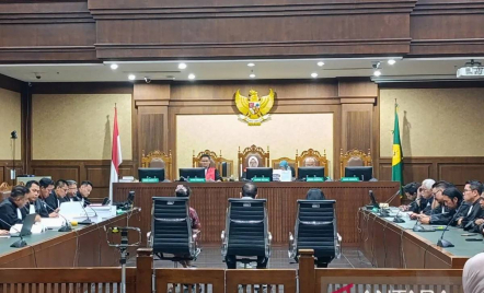 Demi Anak Bebas, Ibu Ronald Tannur Suap Hakim Rp4,67 M lalu Dituntut 4 Tahun Penjara - GenPI.co