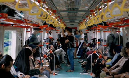 Puncak Nataru, KRL Jogja–Solo Ditambah Jadi 34 Perjalanan - GenPI.co