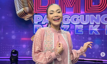 Jamin Masa Depan Anak, Denada Siapkan Warisan untuk Ressa Rossano dan Aisha Aurum - GenPI.co