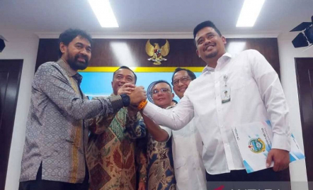 Mualem Bakal Temui Jusuf Kalla Seusai 4 Pulau Sengketa Kembali ke Aceh - GenPI.co