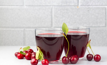 3 Manfaat Minum Jus Ceri Asam Setiap Hari, Rahasia Sehat Alami - GenPI.co