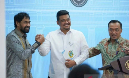 Prasetyo Hadi Bantah Isu Sumut Ingin Ambil 4 Pulau yang Disengketakan - GenPI.co