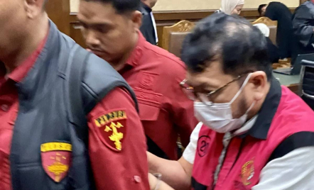 Hakim Sebut Uang Rp915 Miliar dan 51 Kg Emas Milik Zarof Ricar Hasil Gratifikasi - GenPI.co