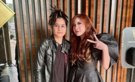 Ibu Meninggal, Mita The Virgin: Aku Nggak Punya Siapa-Siapa Lagi - GenPI.co
