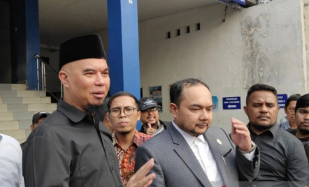Tidak Takut Dipolisikan Ahmad Dhani, Lita Gading Anggap Kontennya Edukasi - GenPI.co