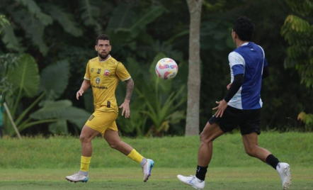 Kebugaran Belum Pulih, Fisik Pemain Asing Madura United Digenjot - GenPI.co