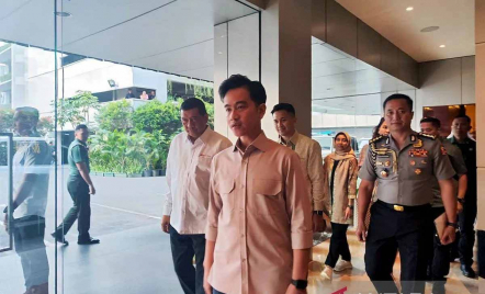 Gibran Sebut Kebijakan Pramono Anung soal Transportasi Bisa Dicontoh - GenPI.co