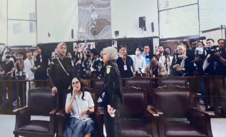 Anggap Reza Gladys Atur Sidang, Nikita Mirzani Minta Dibebaskan - GenPI.co