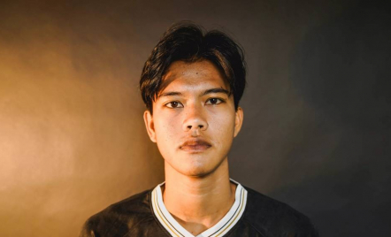 Dewa United Pinjam Bek Muda Rizdjar Nurviat dari Borneo FC - GenPI.co