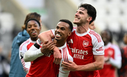 Klasemen Liga Primer Inggris 2025/26: Arsenal Tempel Liverpool - GenPI.co