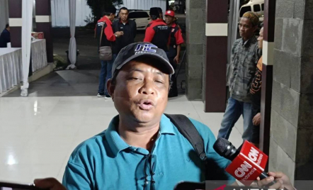 Keluarga Korban Desak Polisi Usut Tuntas Ambruknya Ponpes Al Khoziny - GenPI.co