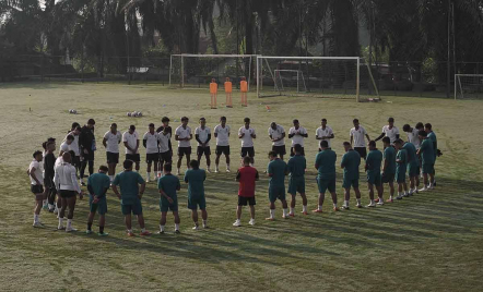 Persis Solo vs Malut United, Laskar Kie Raha Geber Latihan di Yogyakarta - GenPI.co