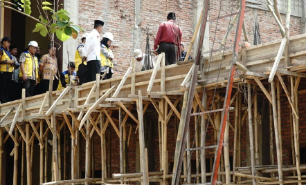 80 Ponpes Tua Berlantai 4 dan Berisi Lebih 1.000 Santri Diaudit, Kemen PU: Bertahap - GenPI.co