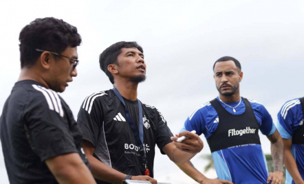 Ahmad Amiruddin Pastikan PSM Makassar Akan Ngotot Lawan Arema FC - GenPI.co