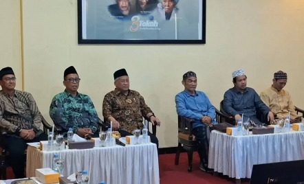 Trans7 Datang ke Lirboyo Minta Maaf, Janjikan Chairul Tanjung Akan Datang Langsung - GenPI.co