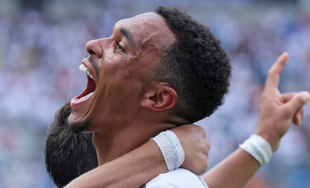 Alexander-Arnold: Jika Cetak Gol ke Liverpool, Saya Tak Akan Selebrasi - GenPI.co