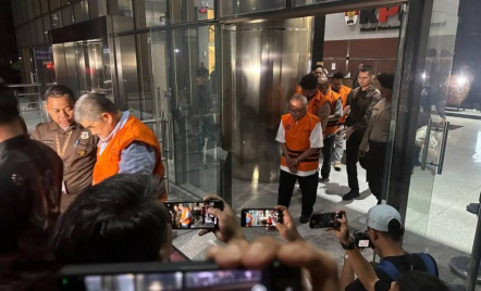 5 Tersangka Baru Kasus Korupsi Dana PEN Situbondo Ditahan, KPK: Pihak Swasta - GenPI.co