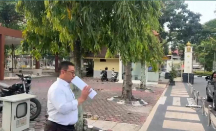 KPK Geledah Kantor Gubernur Riau, Sekda dan Kabag Protokol Ikut Diperiksa - GenPI.co