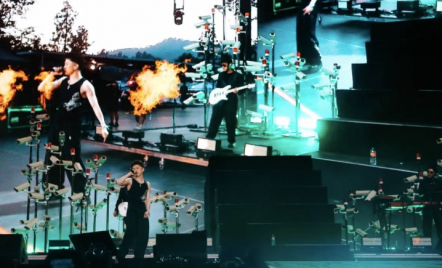 Rich Brian Konser di Jakarta 25 November, Pertunjukan Bersejarah - GenPI.co