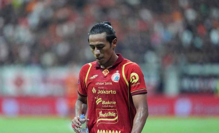 Gelandang Persija Jakarta Hanif Sjahbandi Absen 1 Bulan Seusai Jalani Operasi - GenPI.co