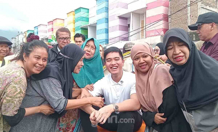 Heboh Kaesang Pangarep ke Pasar di Palu, Diteriaki Hidup Jokowi - GenPI.co