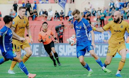 Van Gastel Bahagia PSIM Yogyakarta Menang Tipis Jamu Bhayangkara FC - GenPI.co