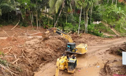 BNPB Kebut Perbaikan 555 Titik Akses Rusak di Sumbar, Demi Lancarkan Bantuan - GenPI.co