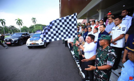 Lepas 23 Armada Bantuan Bencana Sumatera, Herman Deru: Jaga Kekompakan - GenPI.co