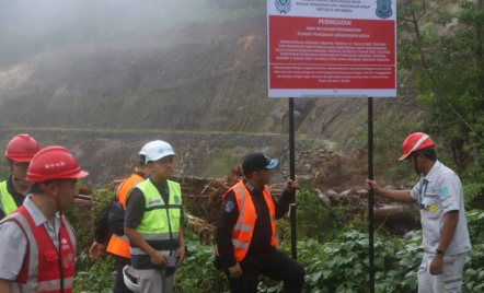 Perkebunan Sawit PT TBS di Tapanuli Tengah Disegel Terkait Banjir Sumut - GenPI.co