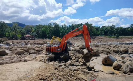 Dusun Pinang Balirik di Agam Terisolasi, Alat Berat Dikerahkan Buka Akses - GenPI.co