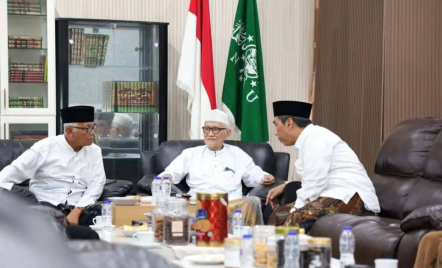 Pj Ketum PBNU Datangi Sejumlah Kiai di Jawa Timur untuk Konsolidasi - GenPI.co