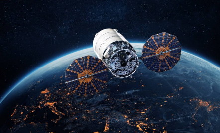 India Tancap Gas di Luar Angkasa, Satelit 6,1 Ton Resmi Mengorbit - GenPI.co