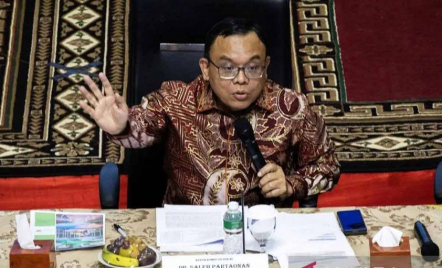 Viral Lansia Ditolak Bayar Tunai Oleh Toko Roti, Menkeu Purbaya Diminta Turun Tangan - GenPI.co