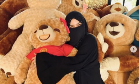 Mau Damai dengan Insanul Fahmi, Wardatina Mawa Ajukan 2 Syarat - GenPI.co