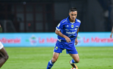 Eliano Reijnders Tangguh di Lini Tengah Persib, Hodak: Itu Normal - GenPI.co