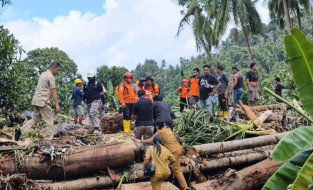 Sakit di Tempat Pengungsian, 1 Korban Banjir Pulau Siau Meninggal Dunia - GenPI.co