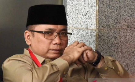 Amien Rais Minta Gus Yaqut Tak Ragu Ungkap Peran Jokowi pada Kasus Kuota Haji - GenPI.co