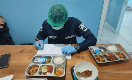 113 Korban Keracunan MBG Grobogan Dirujuk ke RS, Alami Mual dan Muntah - GenPI.co