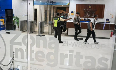 Geledah KPP Madya Jakut, KPK Sita 8.000 Dolar Singapura dan Dokumen Penting - GenPI.co