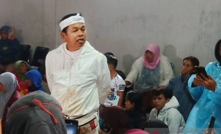 Dedi Mulyadi Beri Rp10 Juta per KK Korban Longsor Cisarua: Buat Ngontrak - GenPI.co