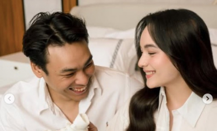 Chelsea Islan Umumkan Hamil Anak Pertama saat Ultah Suami, Tahun Istimewa - GenPI.co