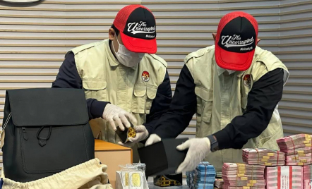 KPK Bongkar Modus Korupsi Bea Cukai, Loloskan Barang Impor KW Tanpa Pemeriksaan - GenPI.co