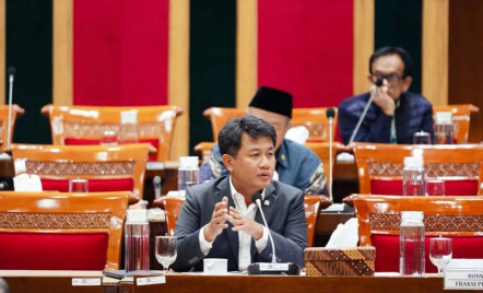 DPR Ungkap Mayoritas Gaji Dosen di Indonesia, di Bawah Rp 3 Juta - GenPI.co