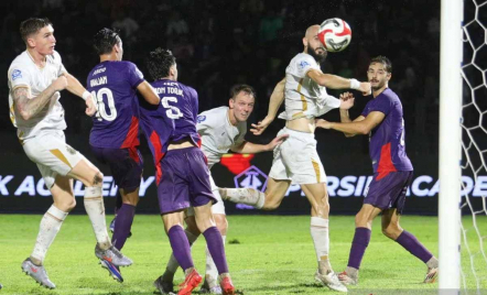 Kalah Lawan Bhayangkara FC, Lini Pertahanan Persik Kediri Harus Dibenahi - GenPI.co