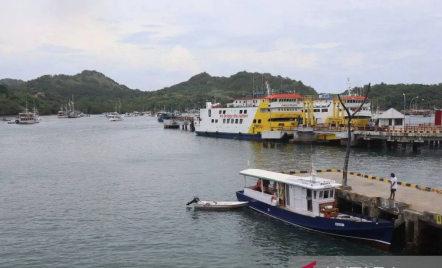 Cuaca Buruk, 4 Rute Kapal Feri di NTT Ditutup Sementara - GenPI.co